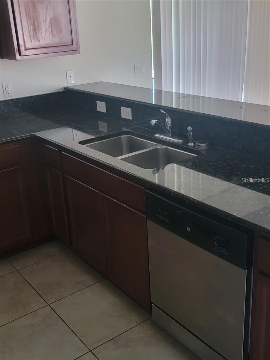 1924 PORTOFINO MEADOWS BLVD, ORLANDO, FL, 32824