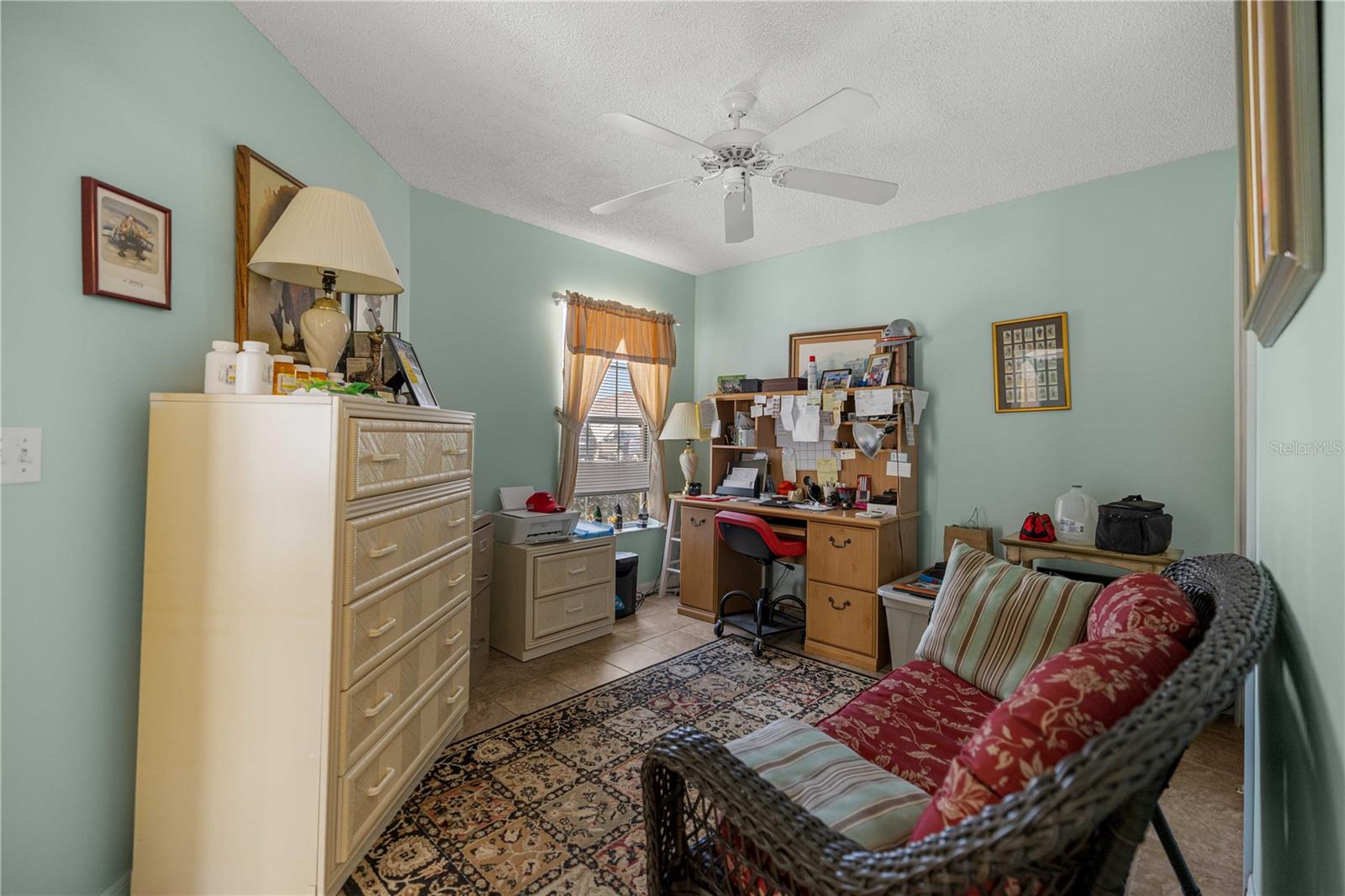 511 ALAMEDA AVE, LADY LAKE, FL, 32159