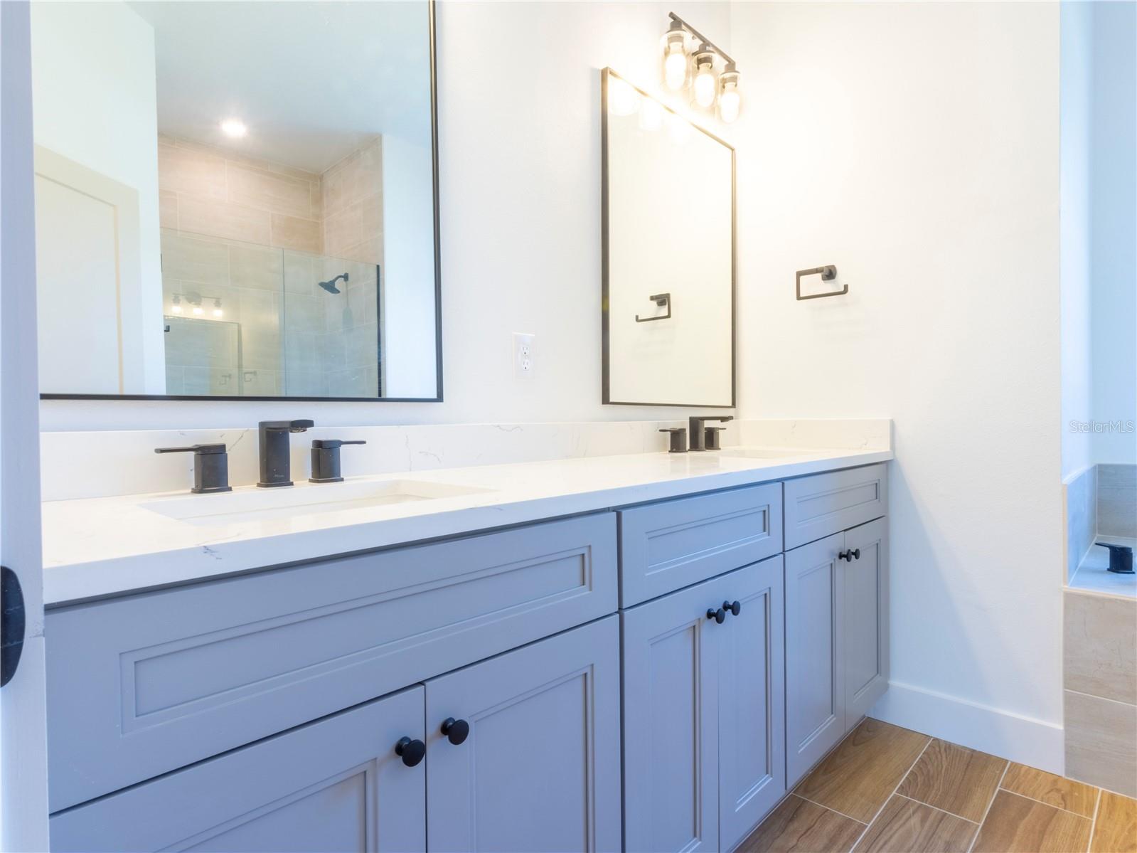 9443 HALLENDALE DR, PORT CHARLOTTE, FL, 33981