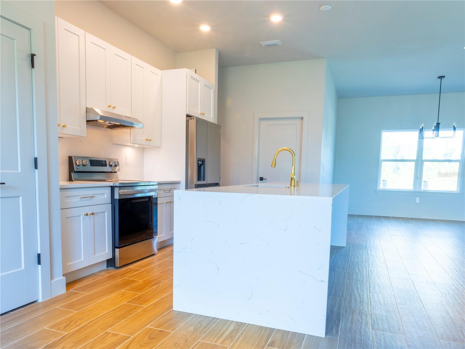 9443 HALLENDALE DR, PORT CHARLOTTE, FL, 33981