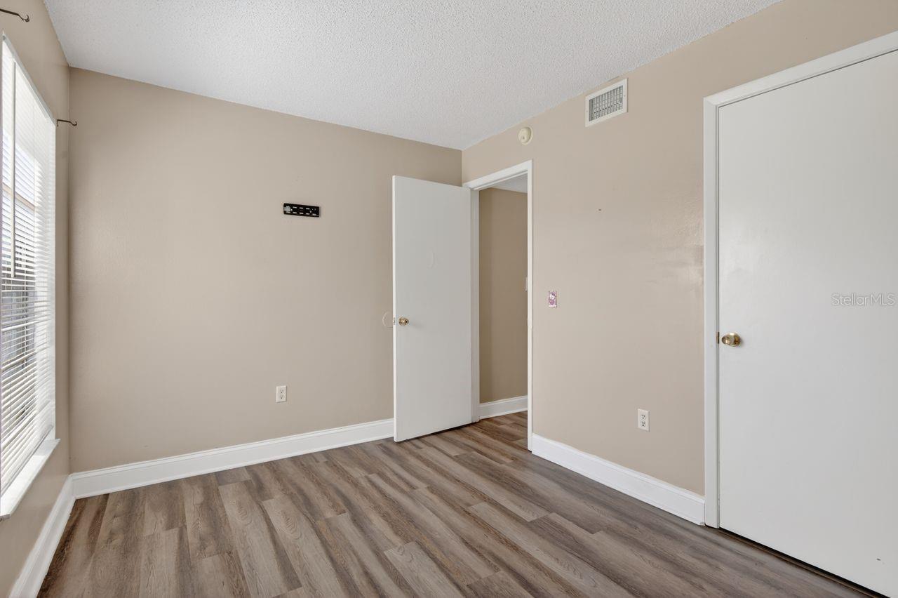 14319 HANGING MOSS CIR #102, TAMPA, FL, 33613