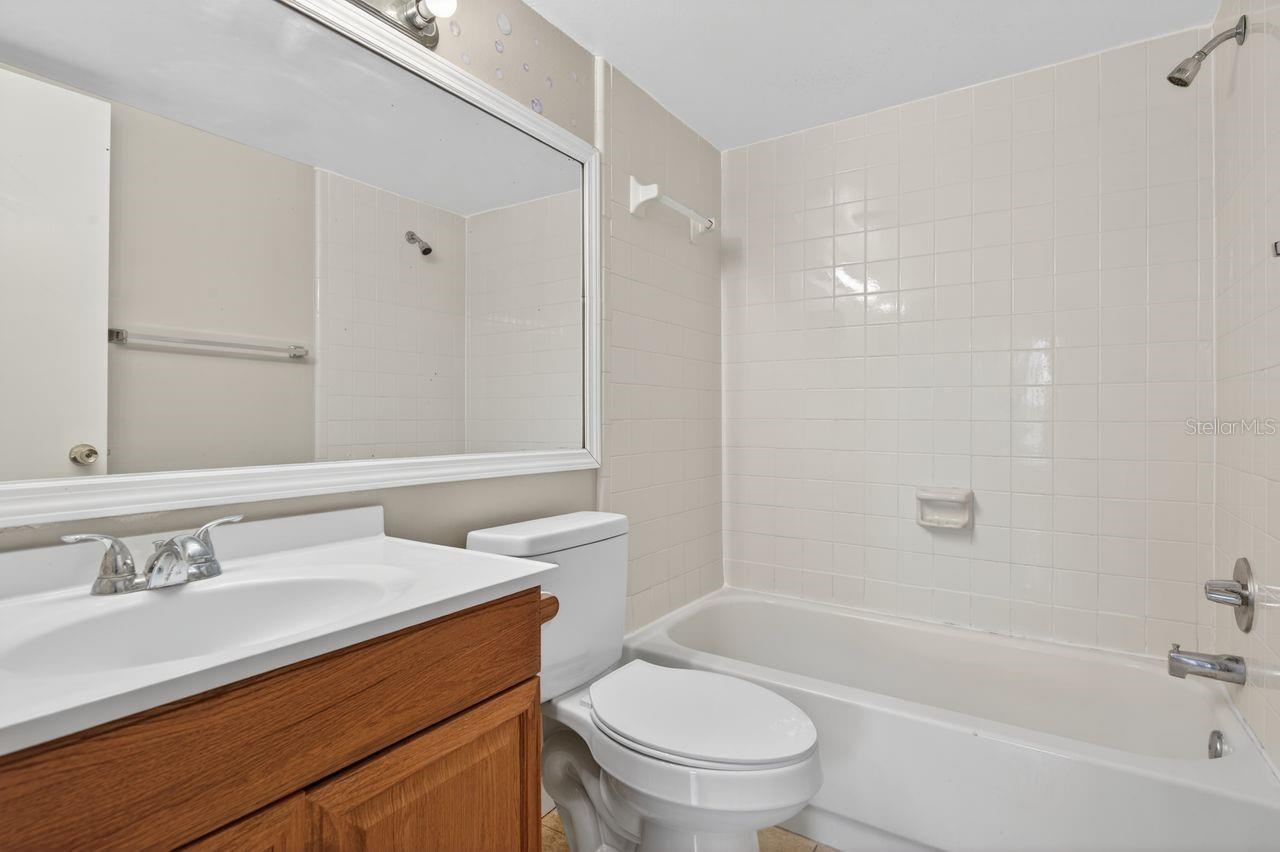 14319 HANGING MOSS CIR #102, TAMPA, FL, 33613