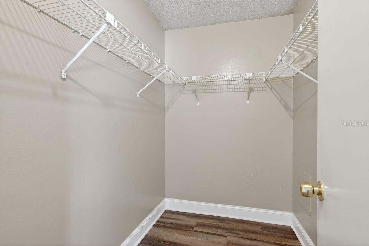 14319 HANGING MOSS CIR #102, TAMPA, FL, 33613