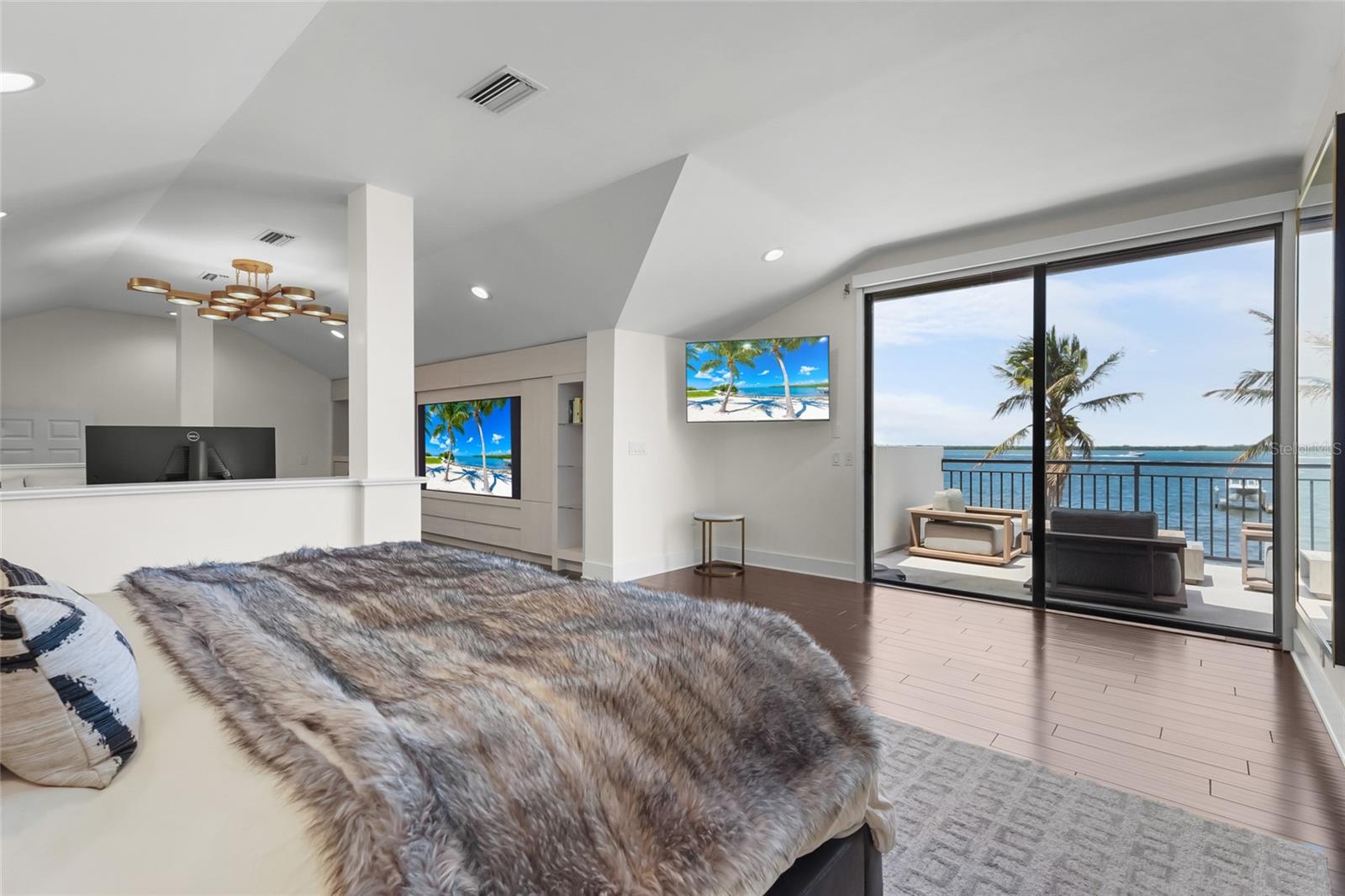 7610 DESOTO MEMORIAL HWY, BRADENTON, FL, 34209