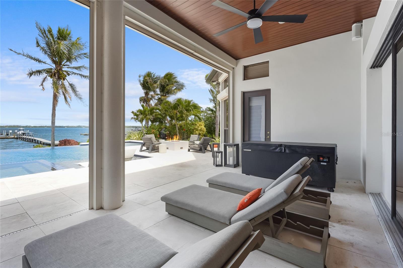 7610 DESOTO MEMORIAL HWY, BRADENTON, FL, 34209