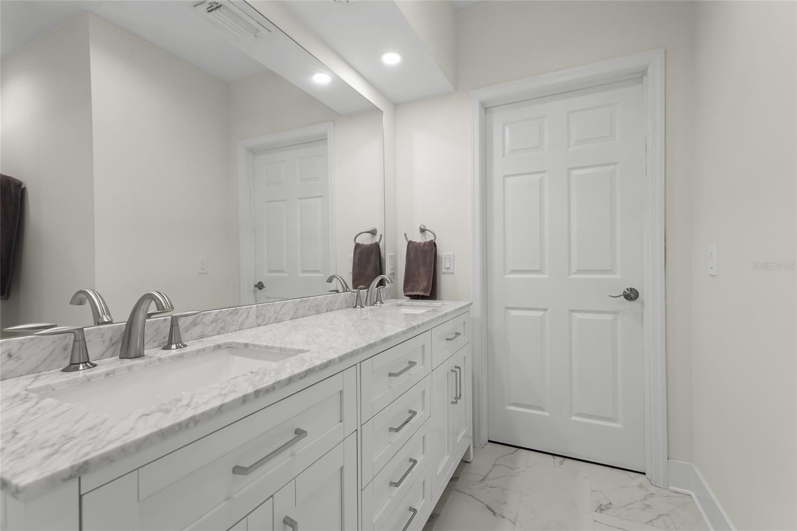 7610 DESOTO MEMORIAL HWY, BRADENTON, FL, 34209