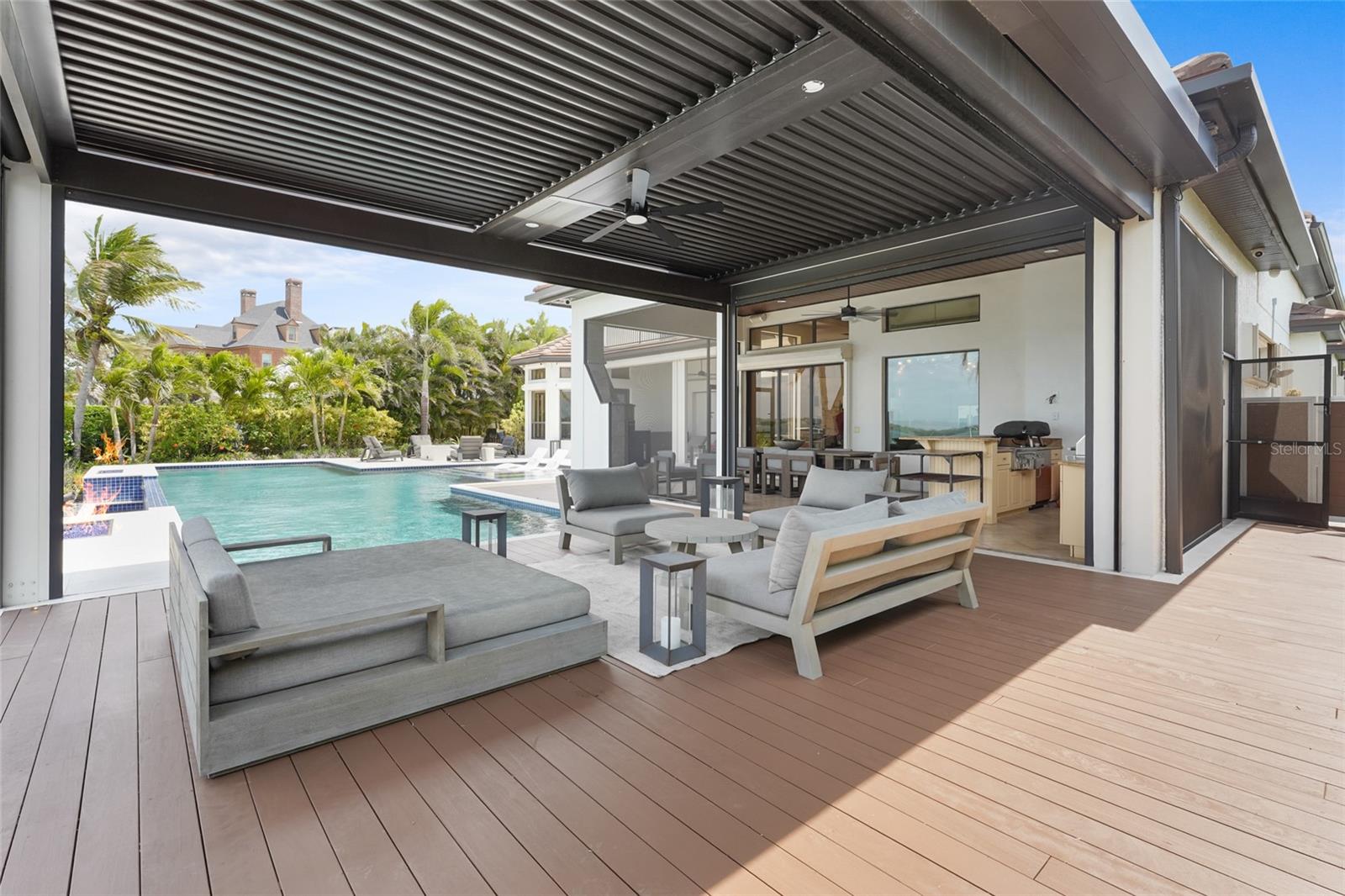 7610 DESOTO MEMORIAL HWY, BRADENTON, FL, 34209