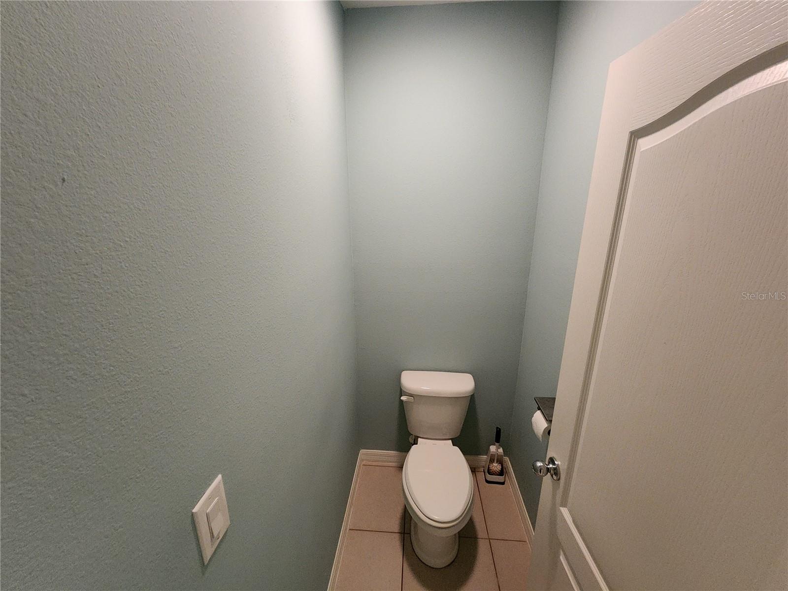 184 FISHERMANS COVE DR, EDGEWATER, FL, 32141