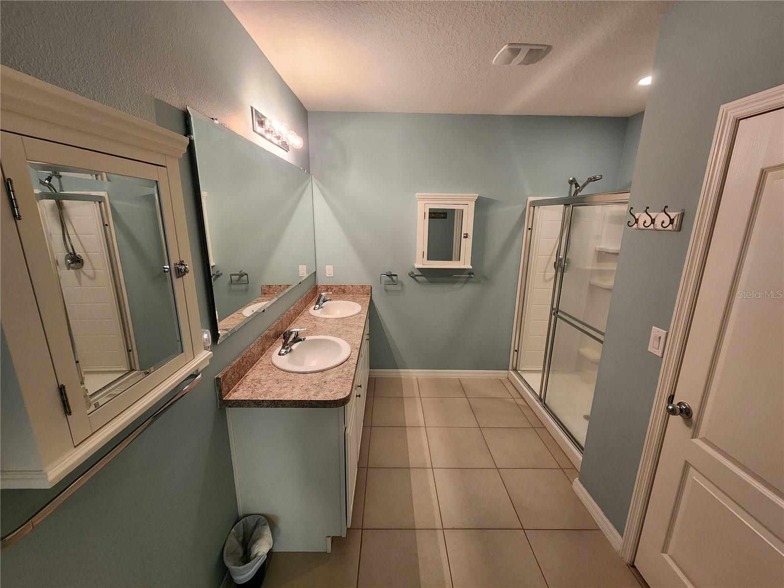 184 FISHERMANS COVE DR, EDGEWATER, FL, 32141