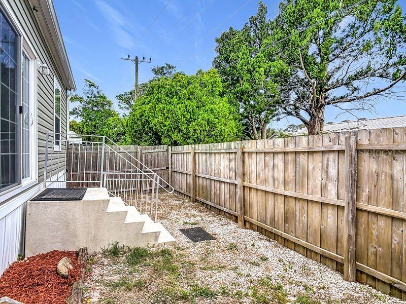 102 ASH ST, EDGEWATER, FL, 32141