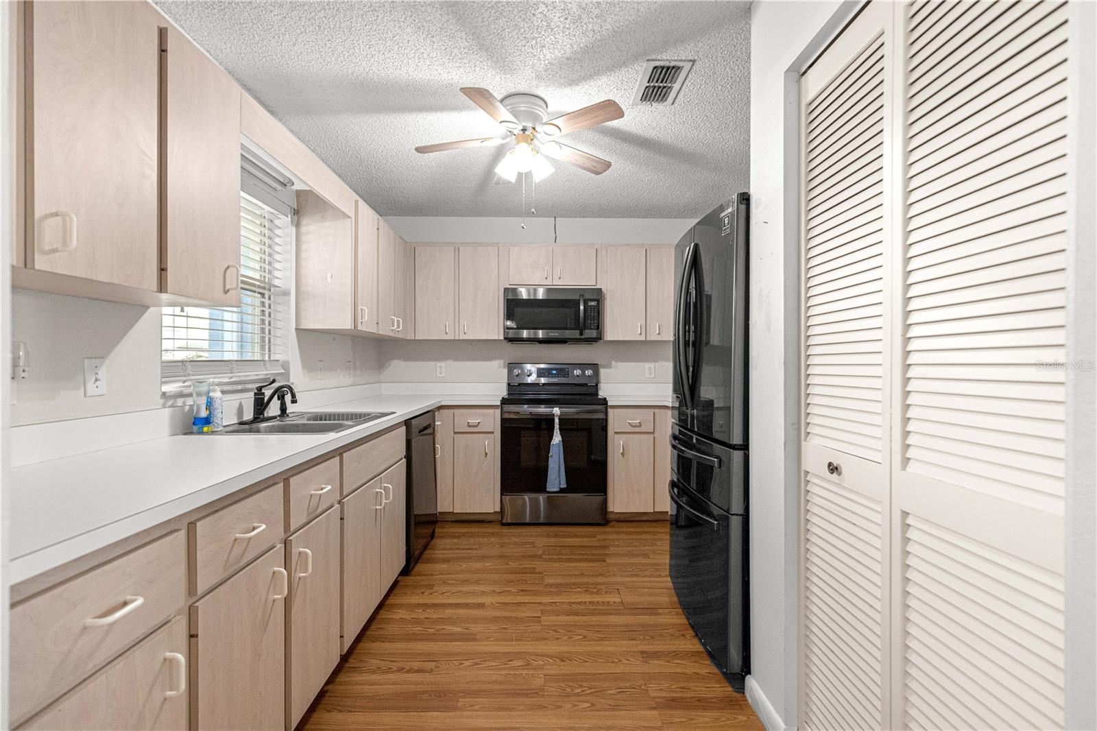 9728 SW 94TH CT #B, OCALA, FL, 34481