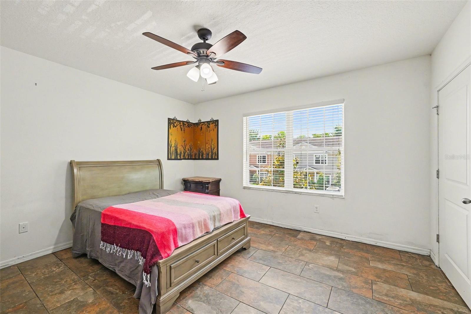 1112 HILLHURST DR, WESLEY CHAPEL, FL, 33543