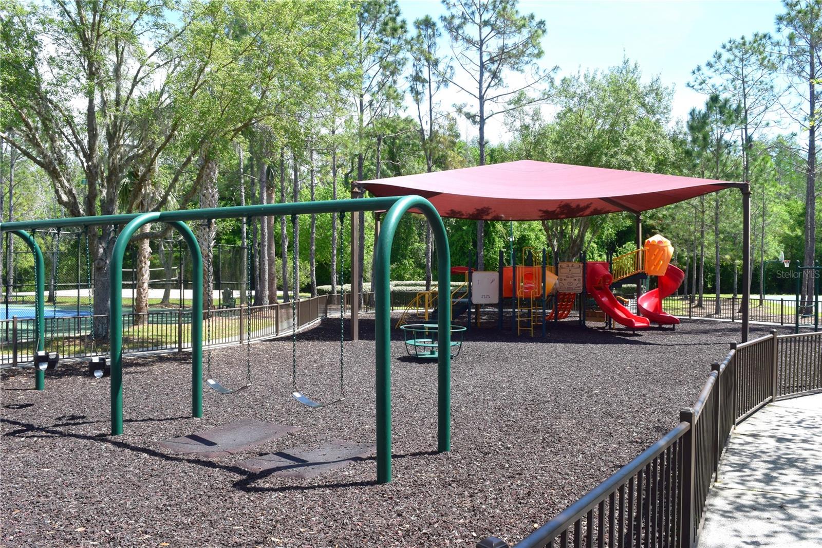 1112 HILLHURST DR, WESLEY CHAPEL, FL, 33543