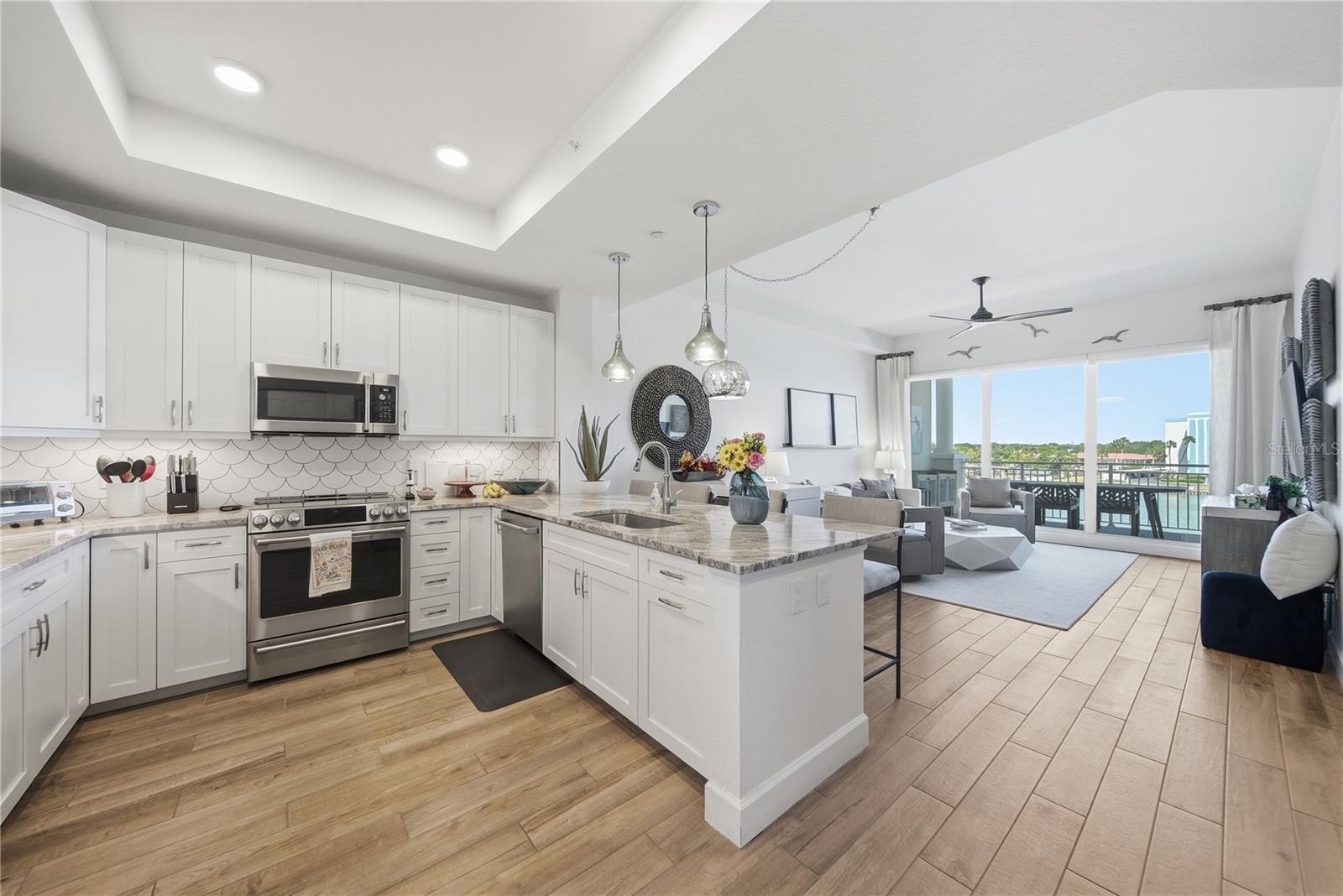 20001 GULF BLVD #405, INDIAN SHORES, FL, 33785