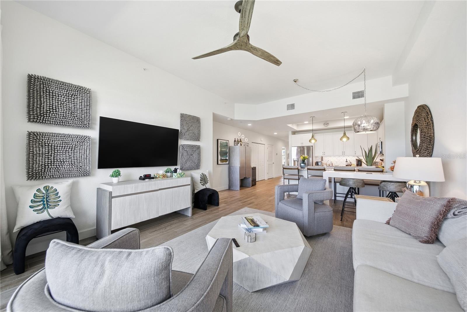 20001 GULF BLVD #405, INDIAN SHORES, FL, 33785