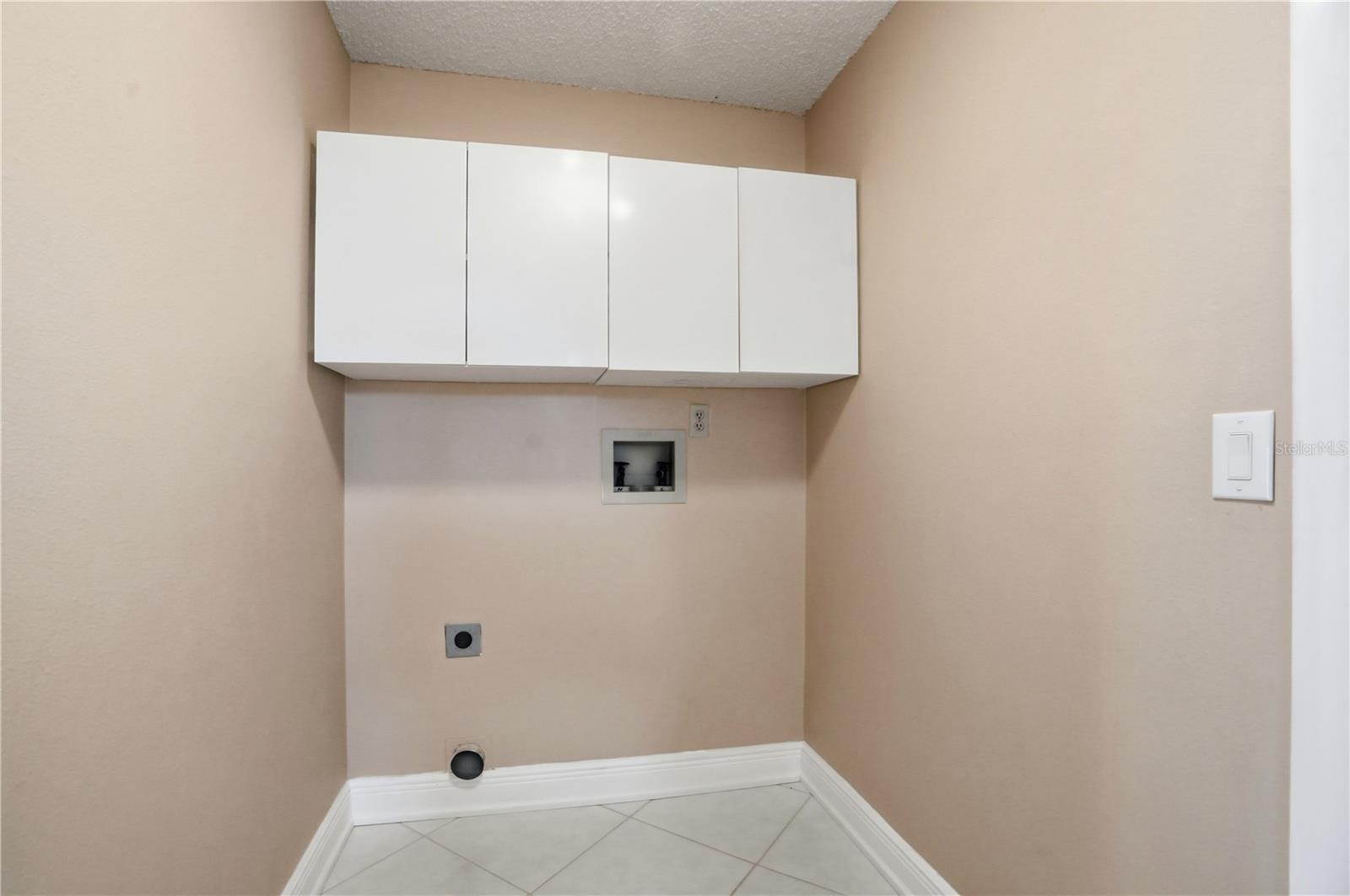 5277 DELTONA BLVD, SPRING HILL, FL, 34606