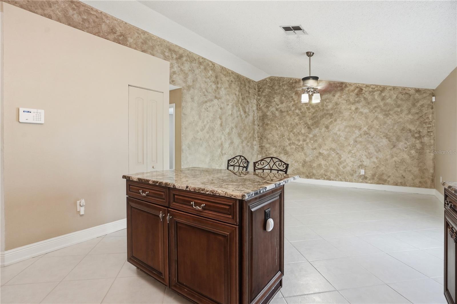 5277 DELTONA BLVD, SPRING HILL, FL, 34606