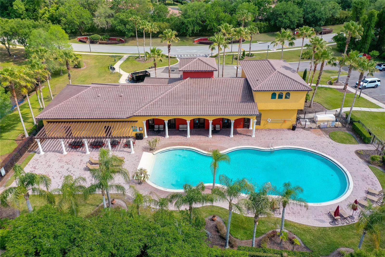 135 ANCONA AVE, DEBARY, FL, 32713