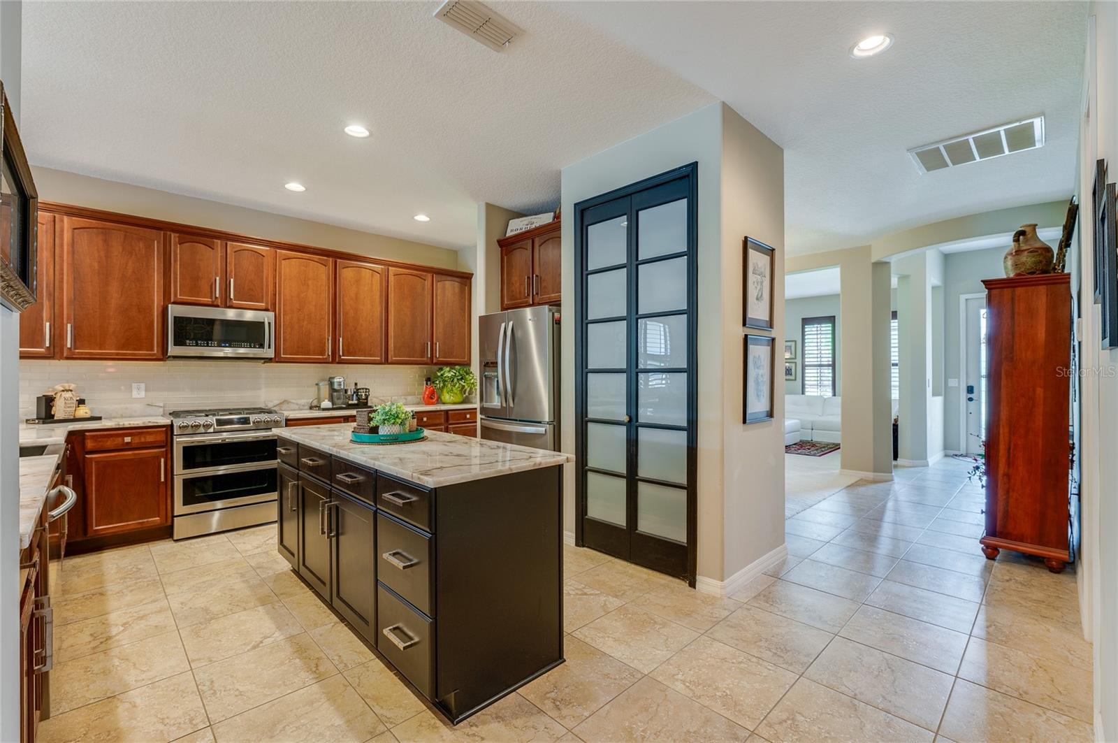 135 ANCONA AVE, DEBARY, FL, 32713
