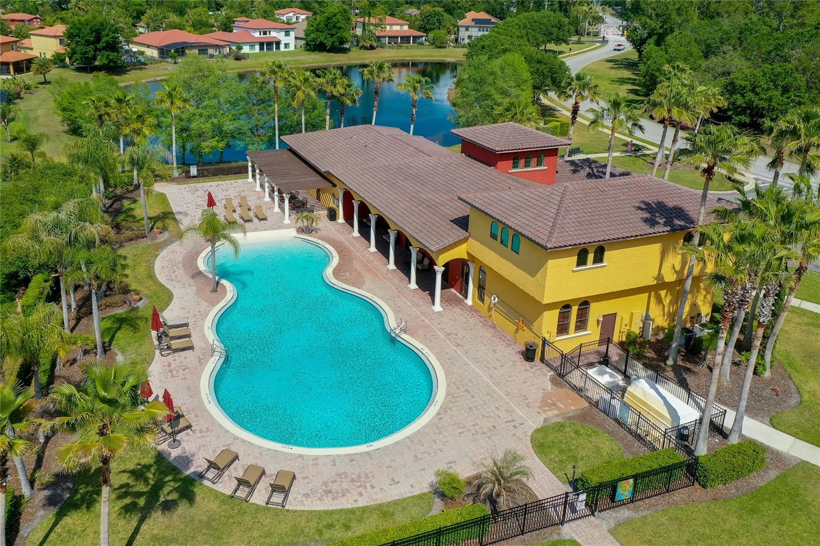 135 ANCONA AVE, DEBARY, FL, 32713
