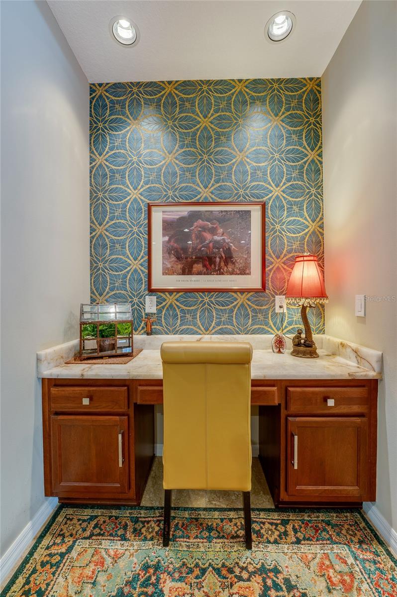 135 ANCONA AVE, DEBARY, FL, 32713
