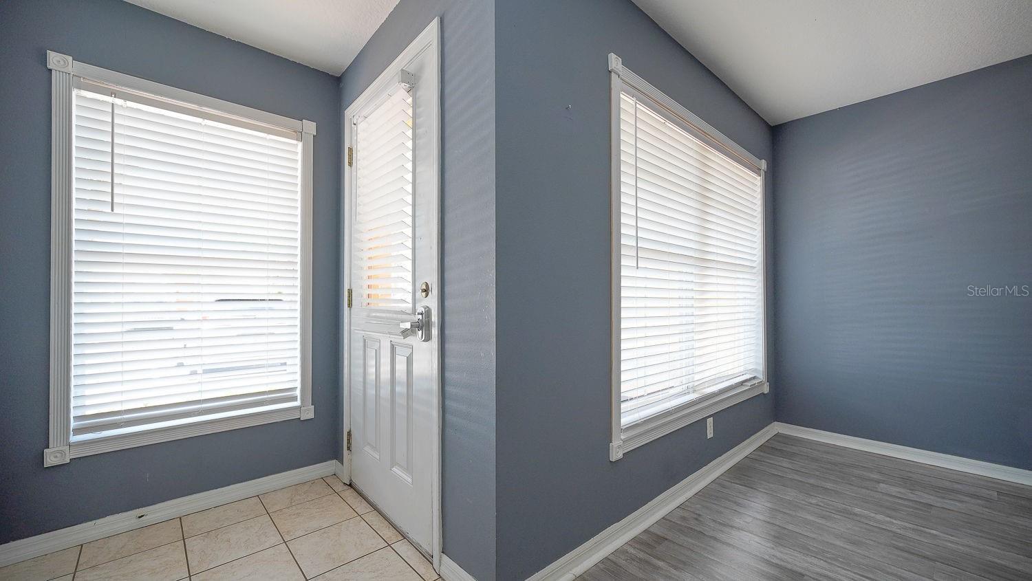 176 COQUINA BAY DR DR, ST PETERSBURG, FL, 33705