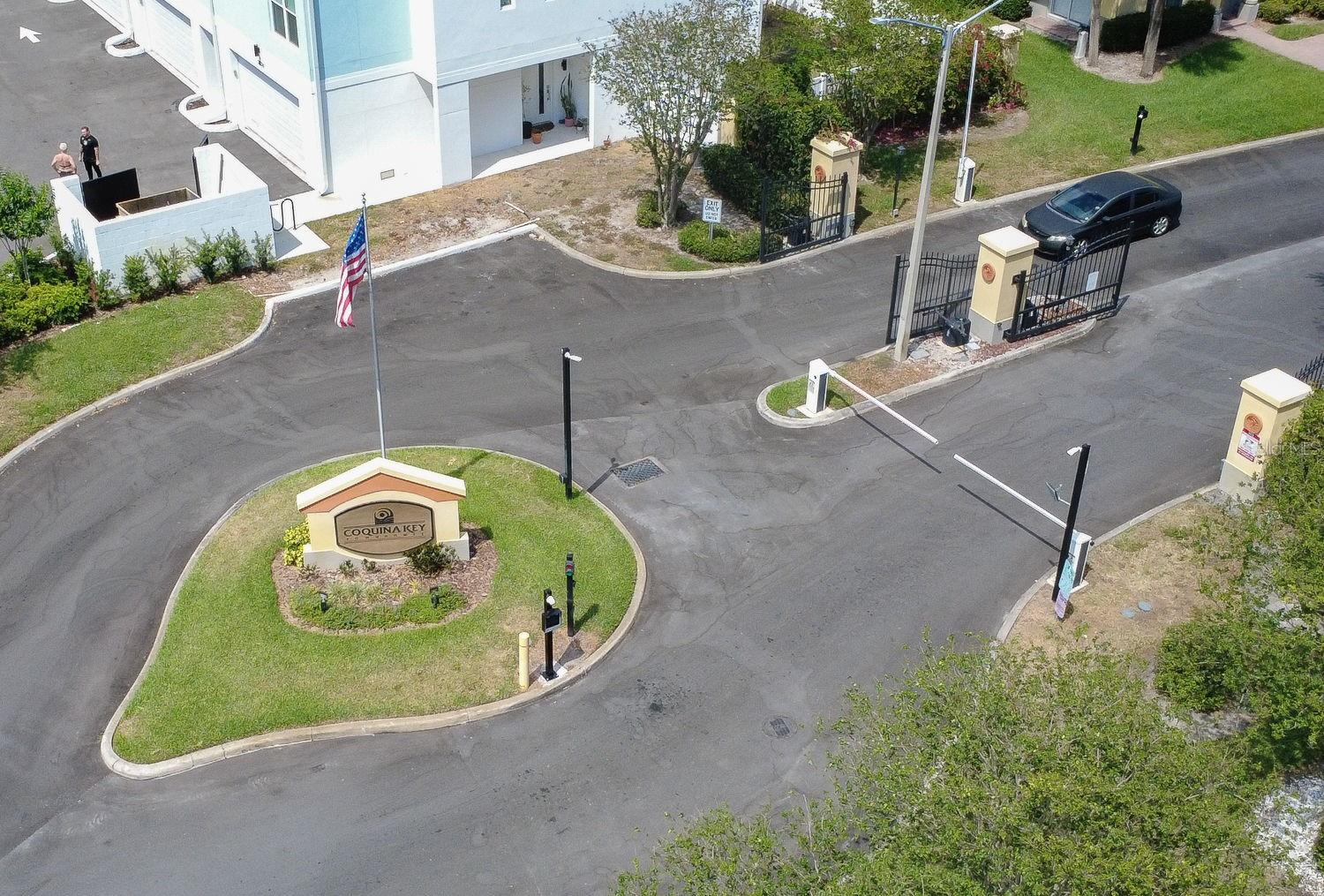 176 COQUINA BAY DR DR, ST PETERSBURG, FL, 33705