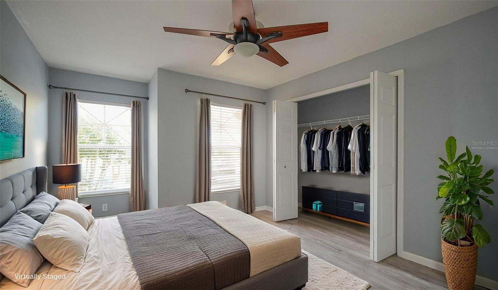 176 COQUINA BAY DR DR, ST PETERSBURG, FL, 33705