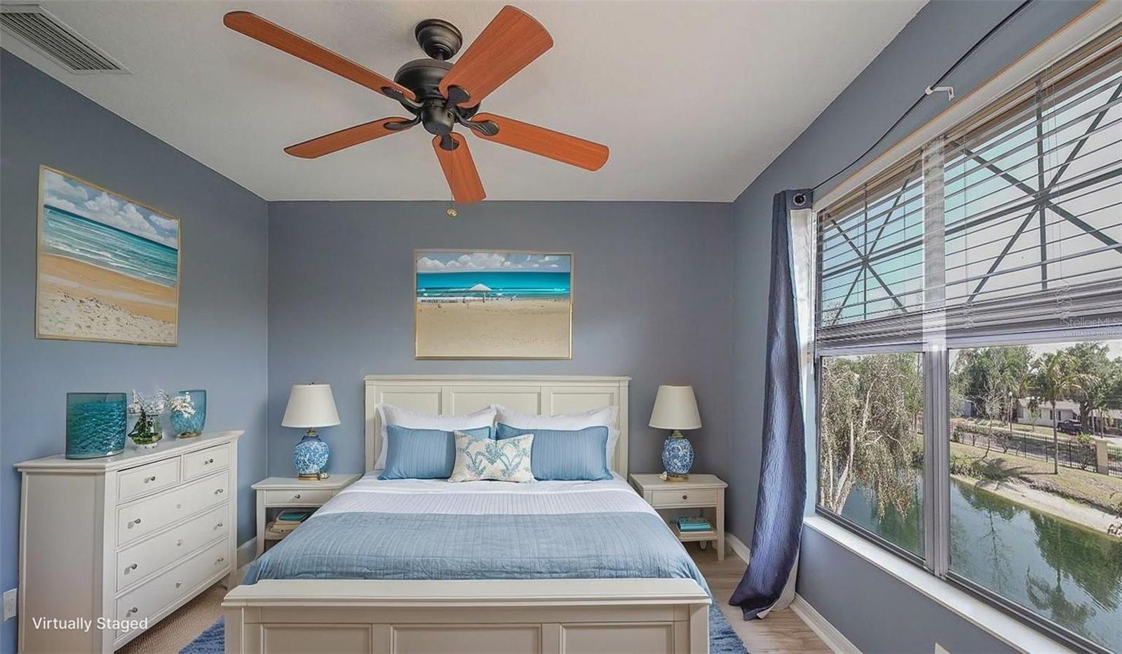 176 COQUINA BAY DR DR, ST PETERSBURG, FL, 33705