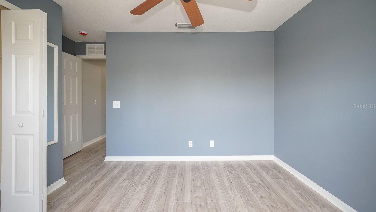 176 COQUINA BAY DR DR, ST PETERSBURG, FL, 33705