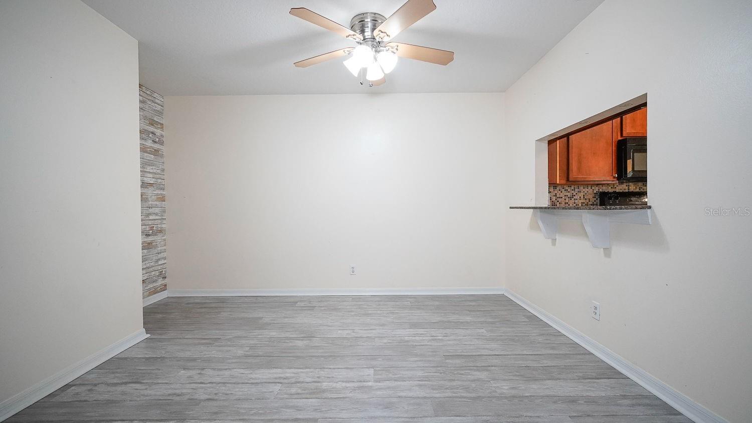 176 COQUINA BAY DR DR, ST PETERSBURG, FL, 33705