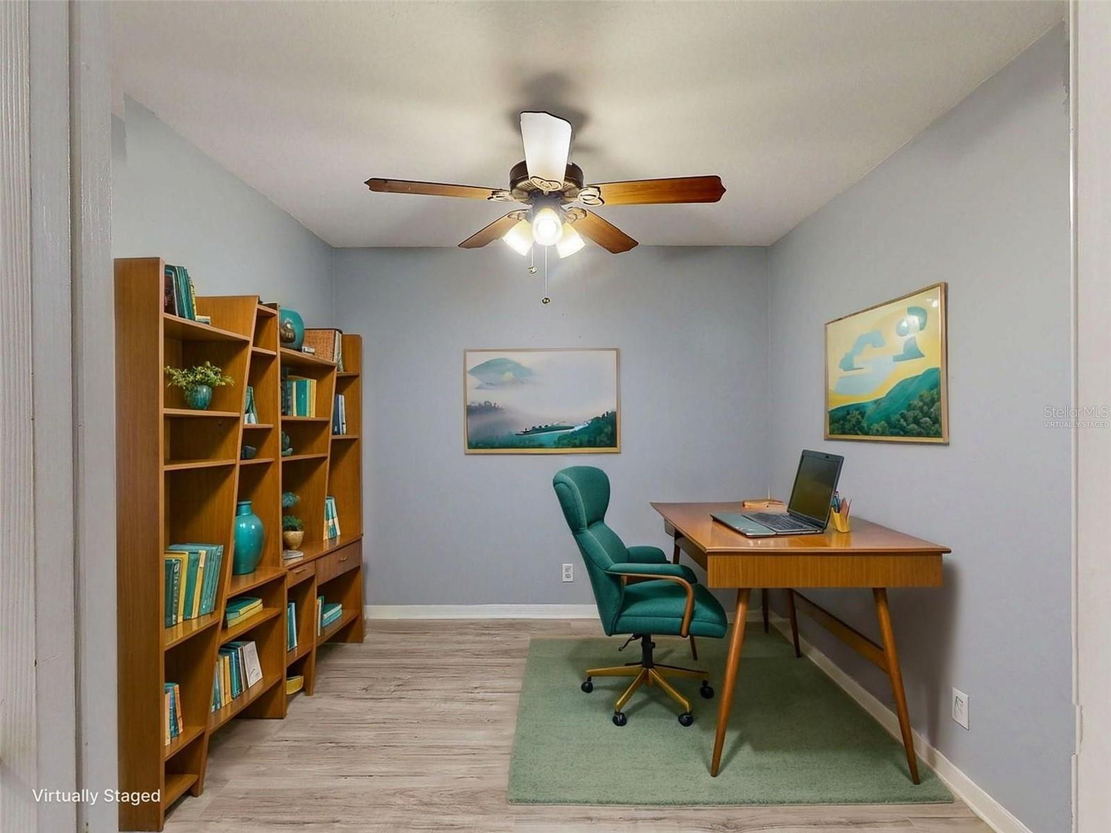 176 COQUINA BAY DR DR, ST PETERSBURG, FL, 33705