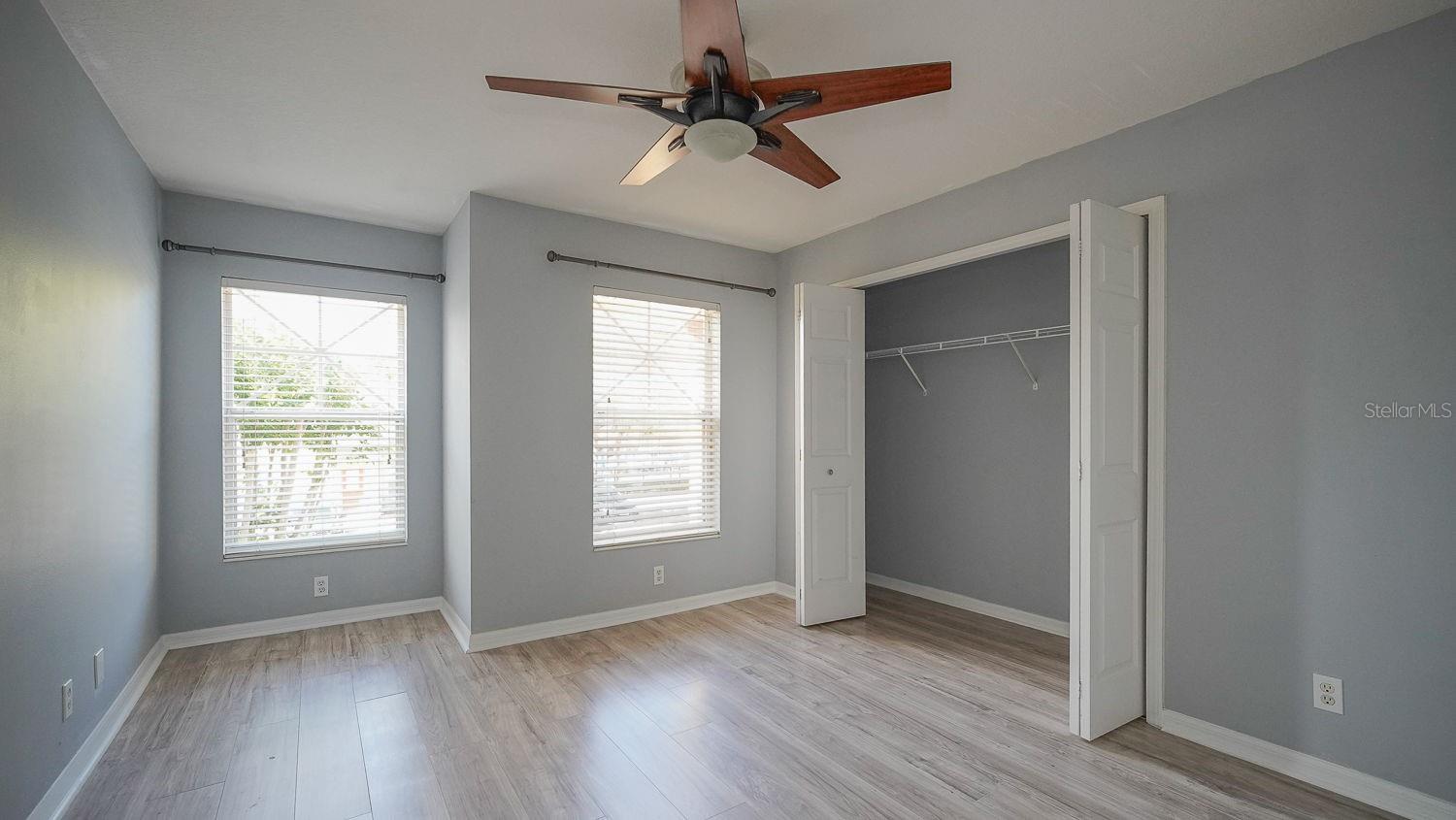 176 COQUINA BAY DR DR, ST PETERSBURG, FL, 33705