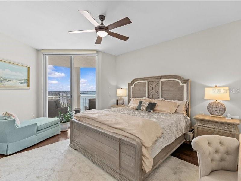 331 CLEVELAND ST #1702, CLEARWATER, FL, 33755