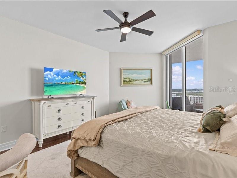 331 CLEVELAND ST #1702, CLEARWATER, FL, 33755