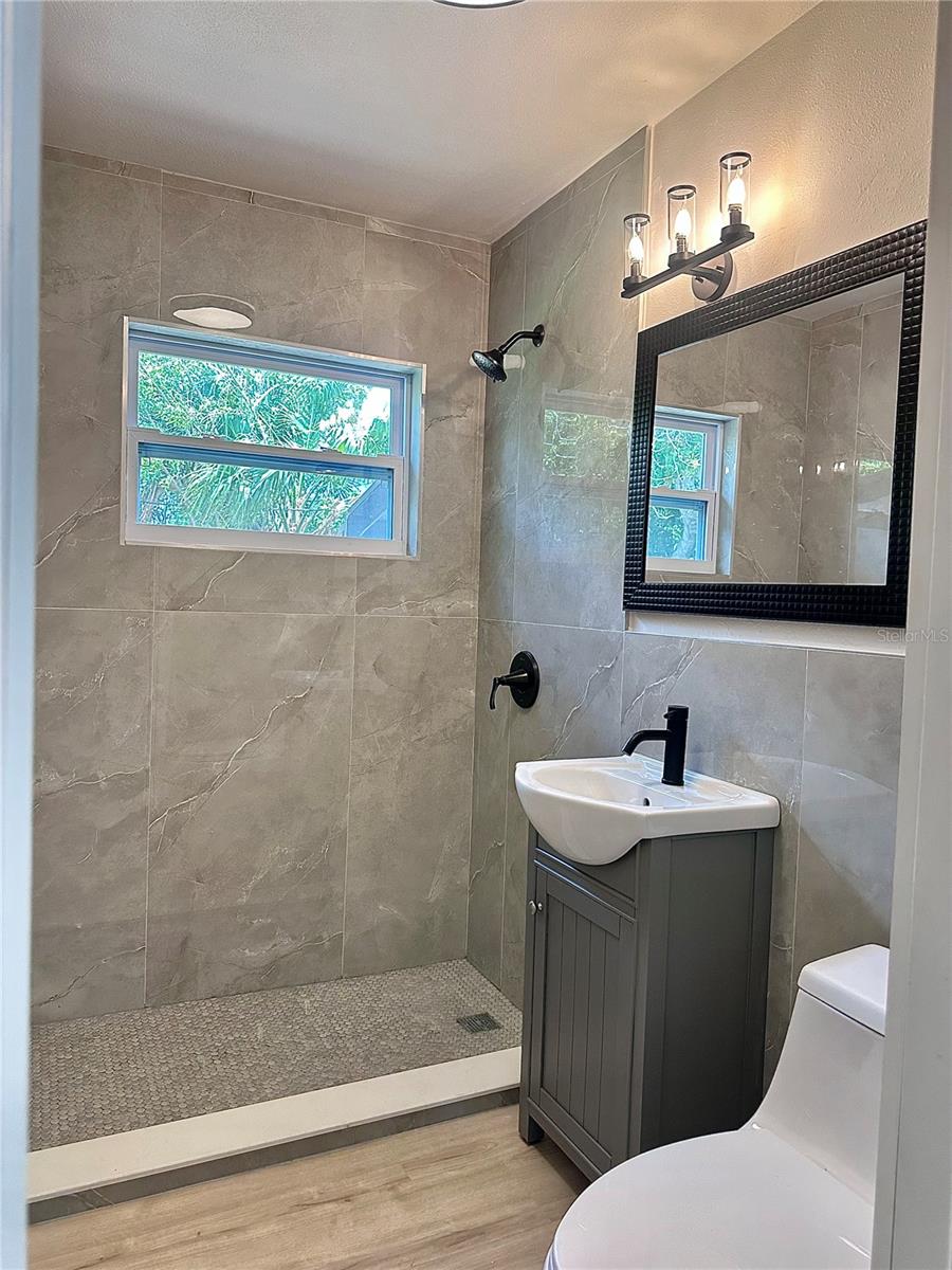 400 DALTON BLVD, PORT CHARLOTTE, FL, 33952