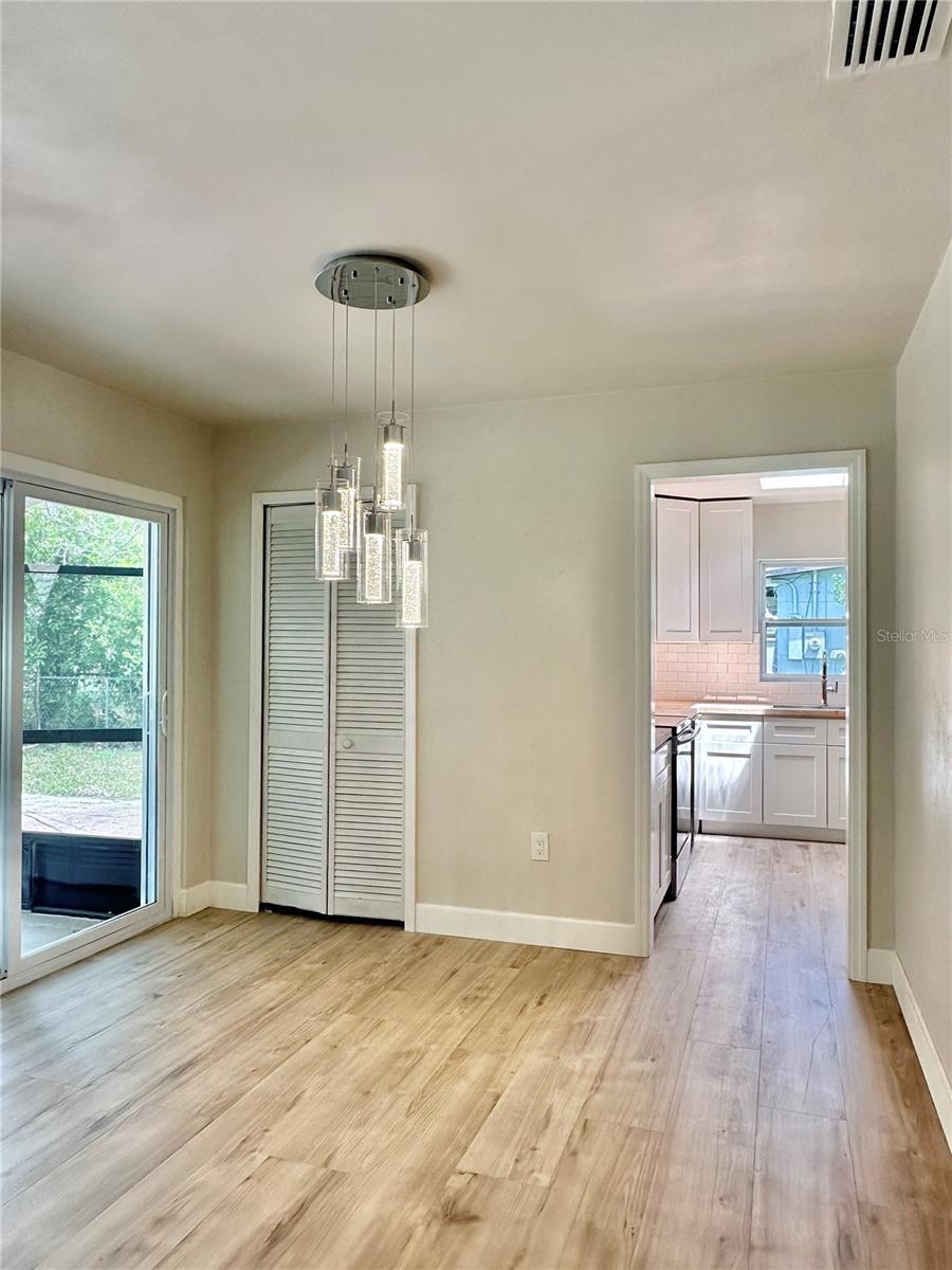 400 DALTON BLVD, PORT CHARLOTTE, FL, 33952