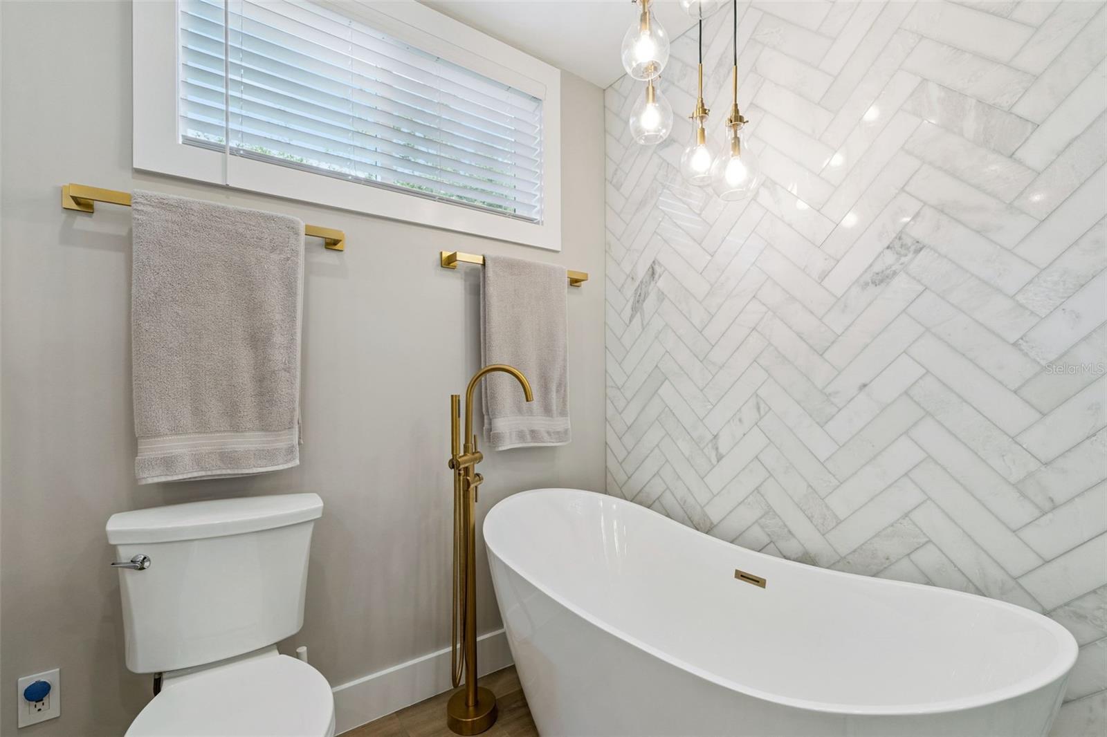 129 LAUREL OAK DR, LONGWOOD, FL, 32779