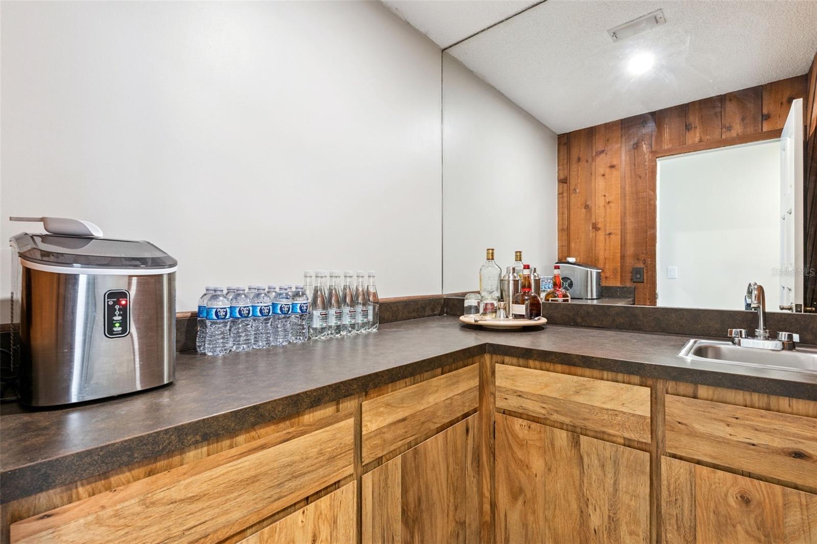 129 LAUREL OAK DR, LONGWOOD, FL, 32779