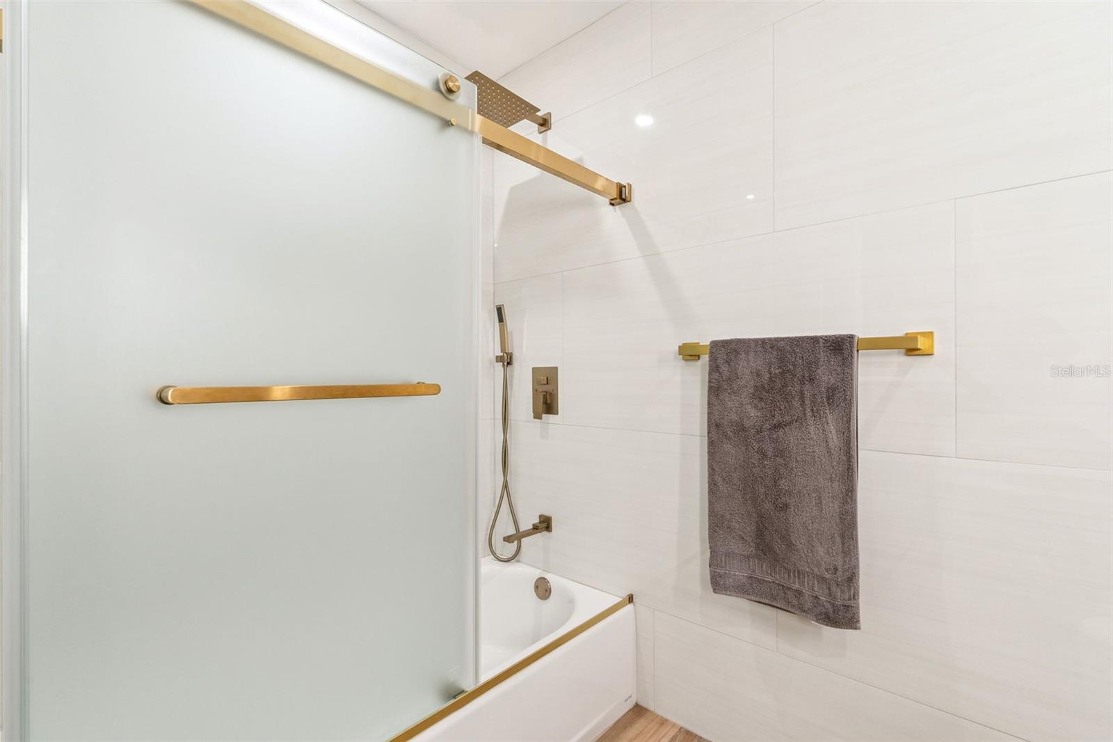 129 LAUREL OAK DR, LONGWOOD, FL, 32779