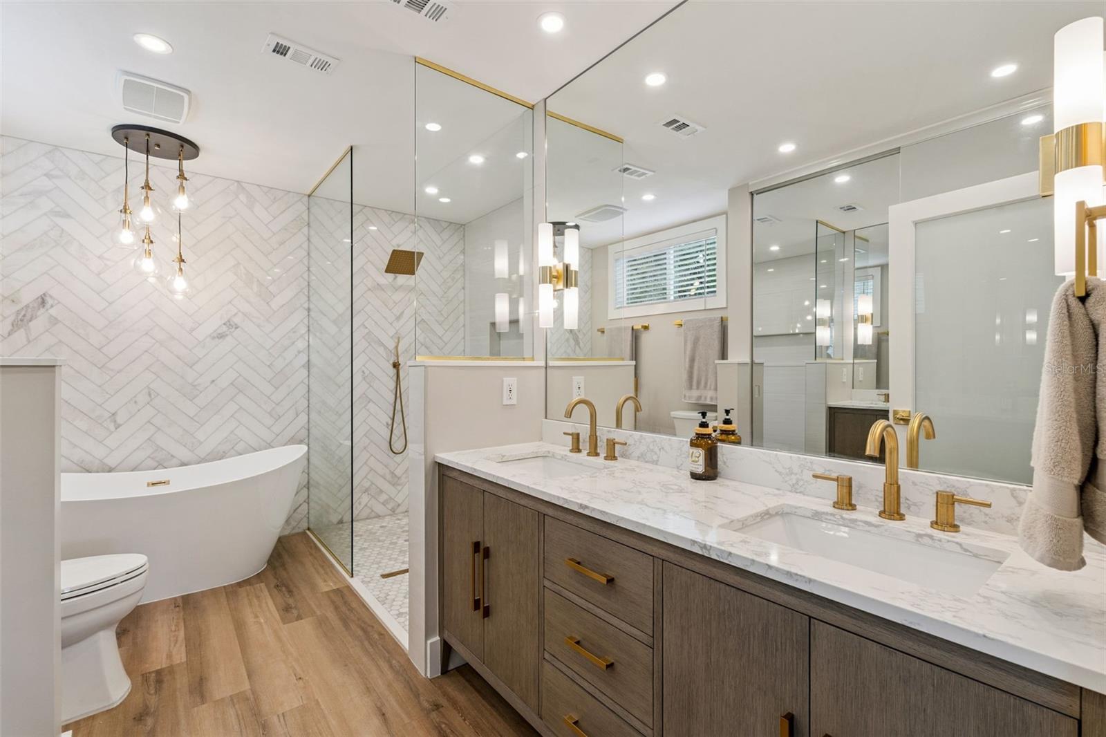 129 LAUREL OAK DR, LONGWOOD, FL, 32779