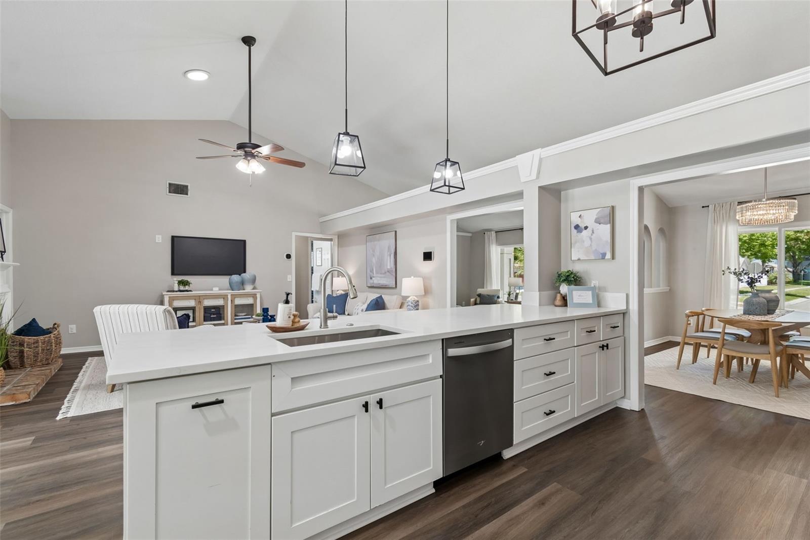 9735 CYPRESS POND AVE, TAMPA, FL, 33647