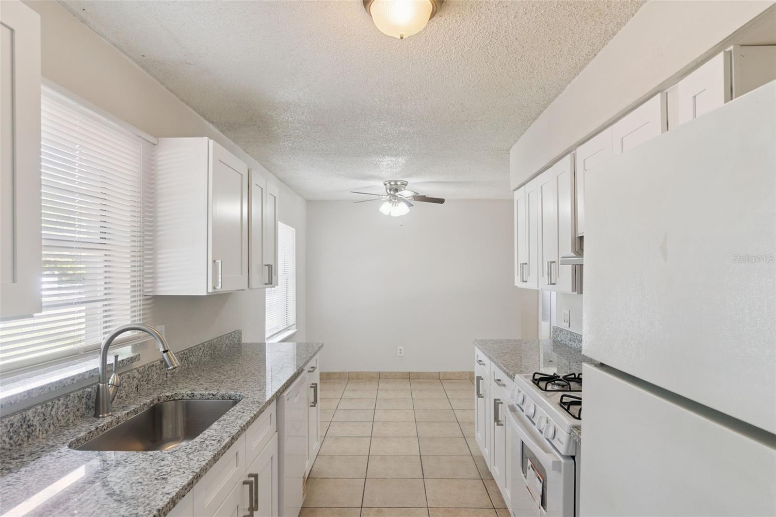 2853 SANFORD AVE, SANFORD, FL, 32773