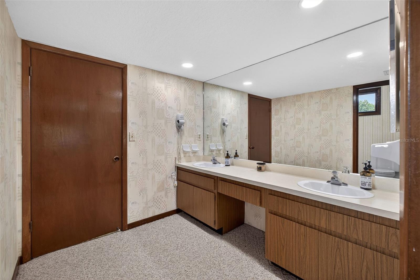 2111 MALLARD CIR, WINTER PARK, FL, 32789