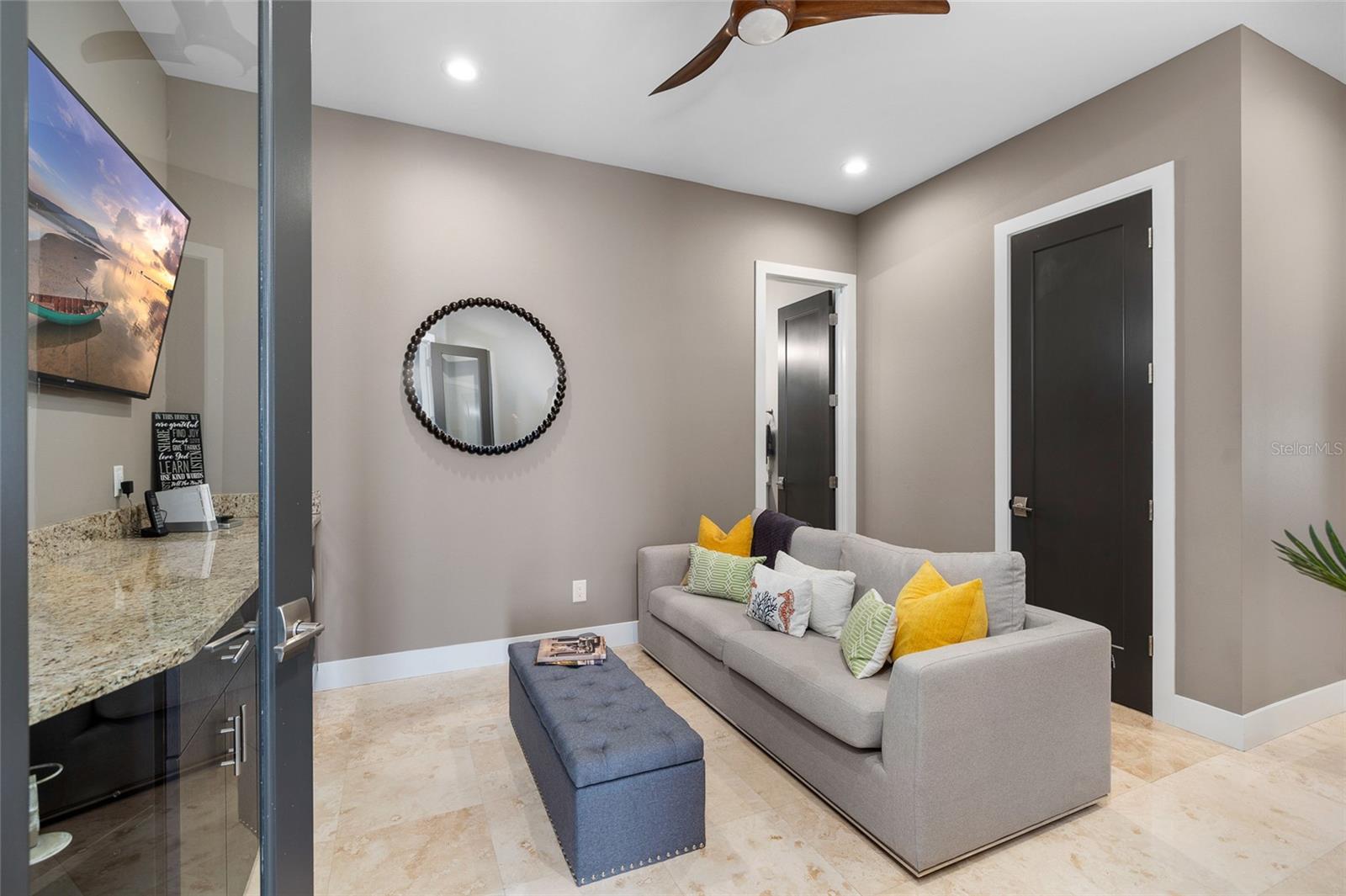 706 S DAVIS BLVD, TAMPA, FL, 33606