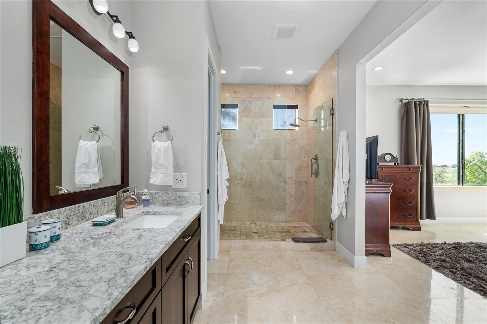 706 S DAVIS BLVD, TAMPA, FL, 33606