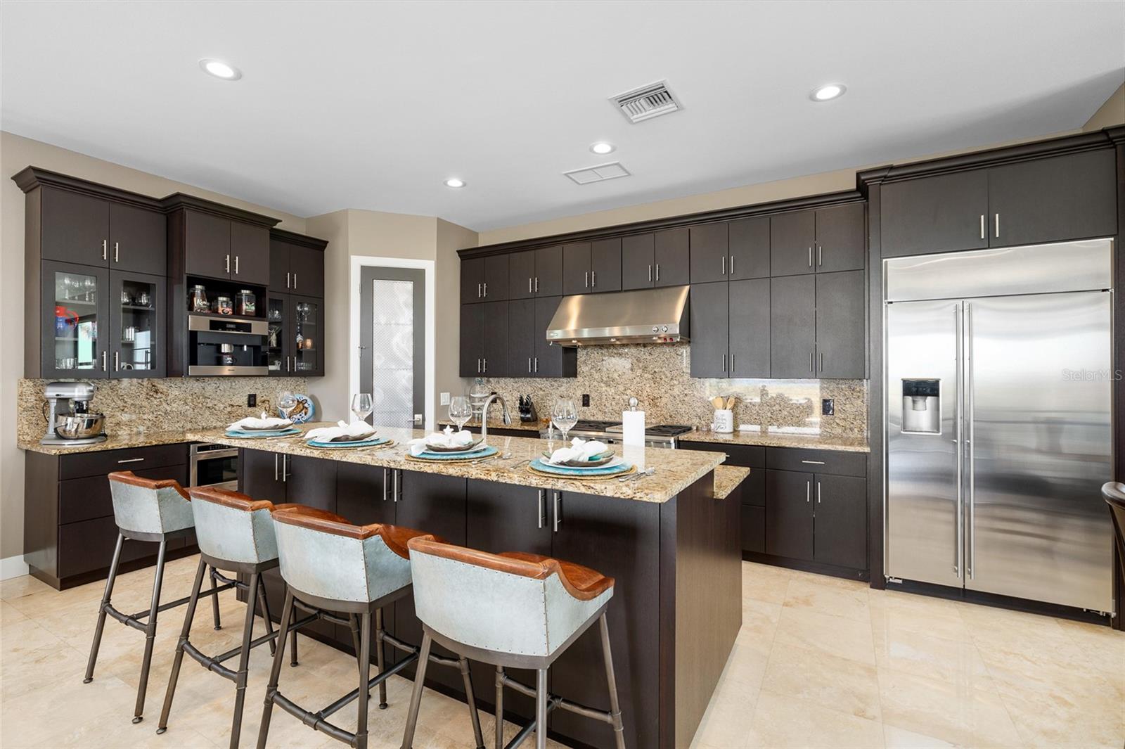 706 S DAVIS BLVD, TAMPA, FL, 33606