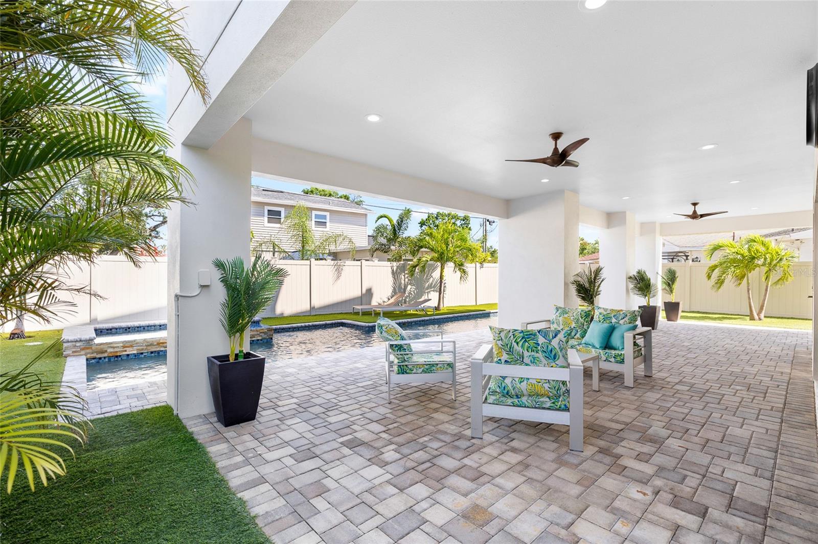 706 S DAVIS BLVD, TAMPA, FL, 33606