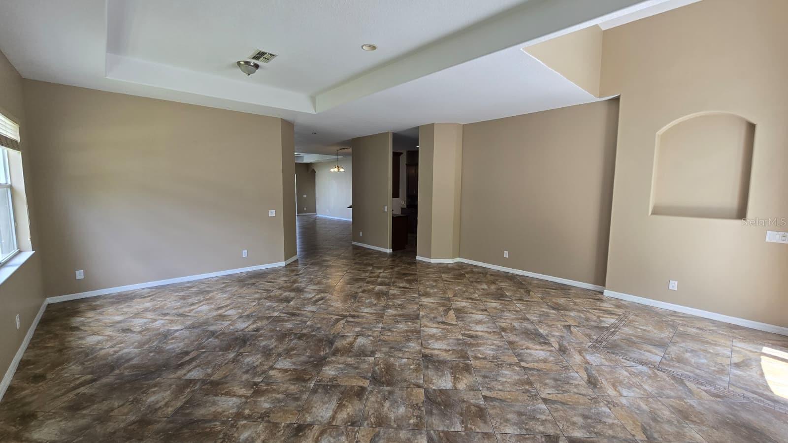 20018 OAKFLOWER AVE, TAMPA, FL, 33647