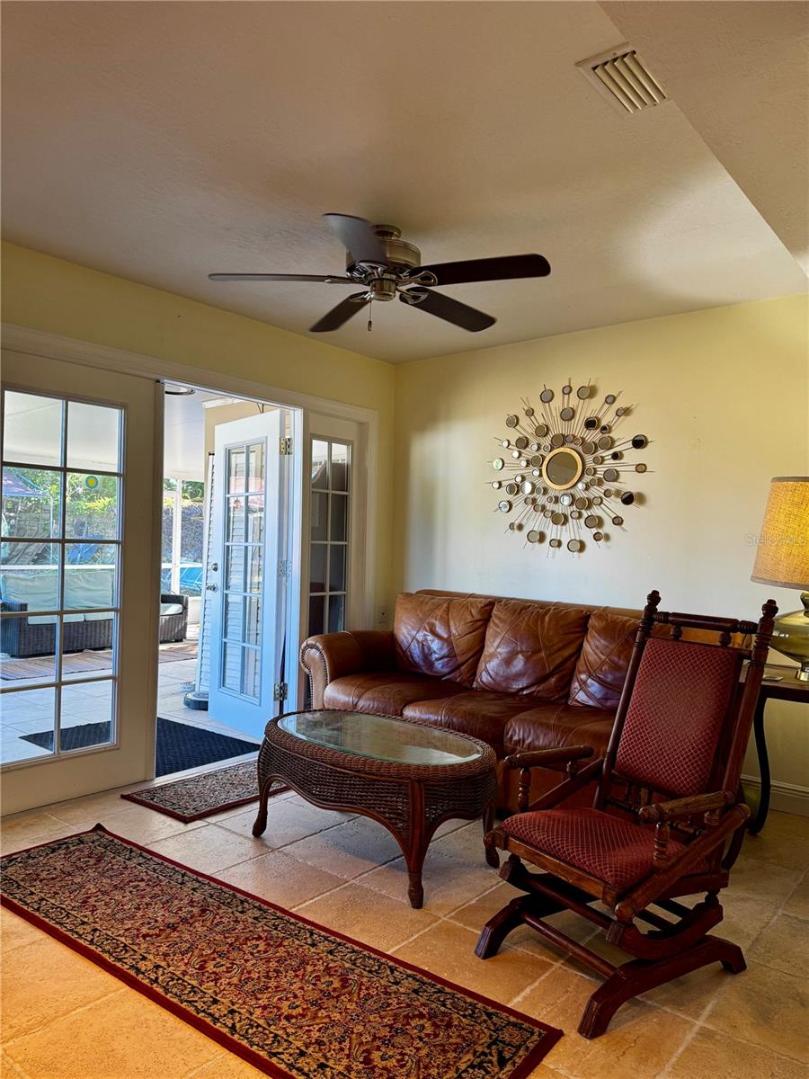 2559 ARLINGTON ST, SARASOTA, FL, 34239